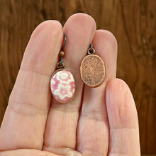 Load image into Gallery viewer, Vintage Floral Button Earrings
