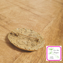Load image into Gallery viewer,  Navy with Leaves Convertible Brooch Pin back side.
