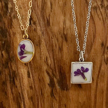 Load image into Gallery viewer, Mini Mexican Heather Necklace
