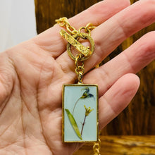 Load image into Gallery viewer, Toggle Necklace with Wildflowers

