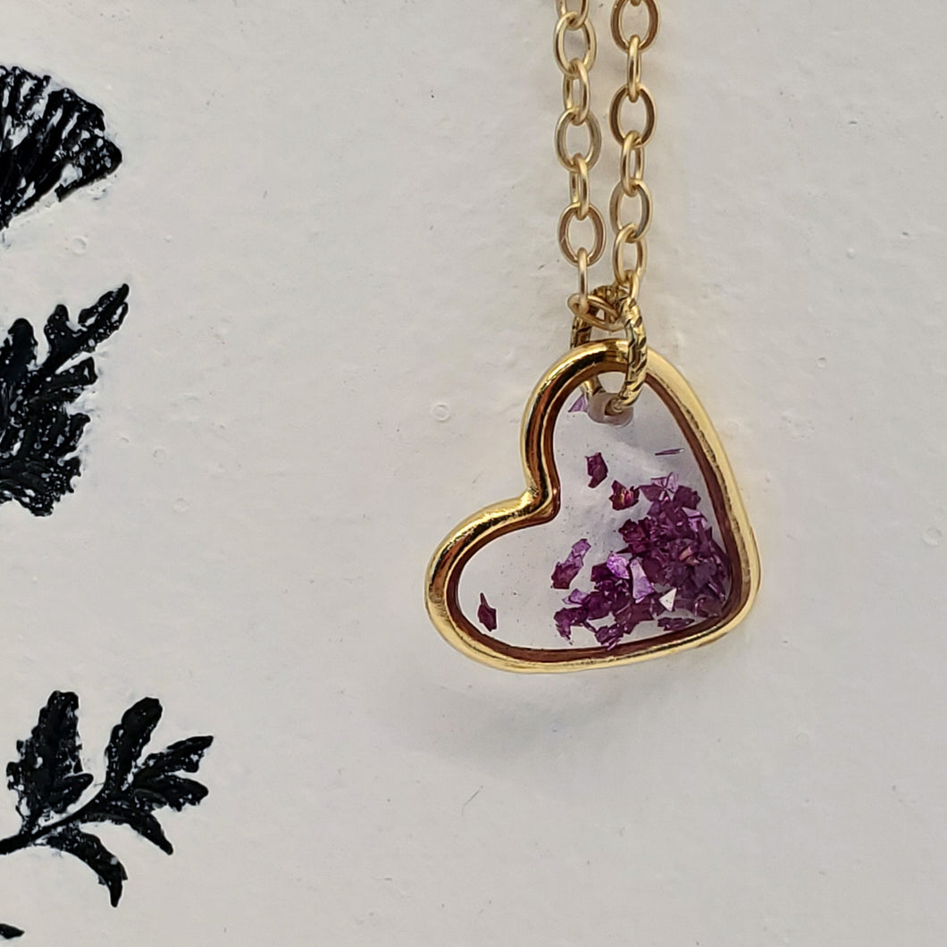 Glitter Heart Necklace in Antique Gold