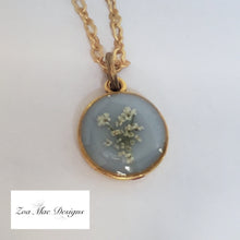 Load image into Gallery viewer, Mini Queen Anne&#39;s Lace Necklace in AG with Grey
