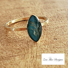 Load image into Gallery viewer, Fern Ring in size 7 gold.
