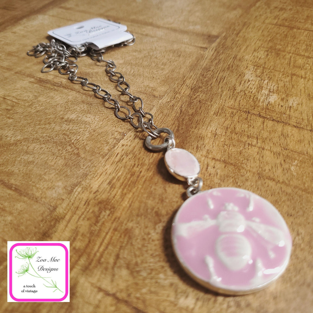 Grande Clay Impression Beekeepers Necklace in Pink