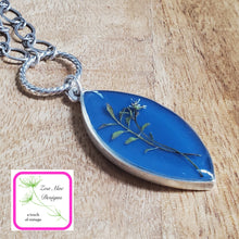 Load image into Gallery viewer, Short Grande Wildflower Necklace
