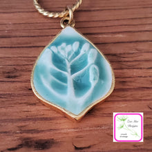 Load image into Gallery viewer, Marrakesh Flowering Kale Impression Necklace
