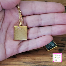 Load image into Gallery viewer, Cold Enamel Square Glitter Necklace

